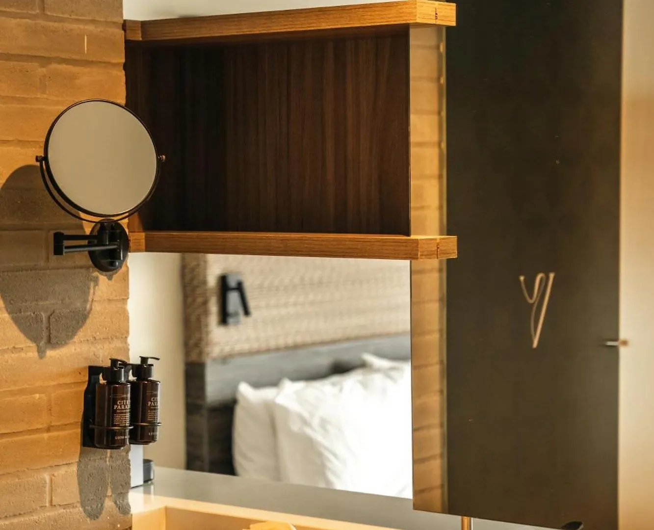 V Grand Hotel, A Member Of Radisson Individuals