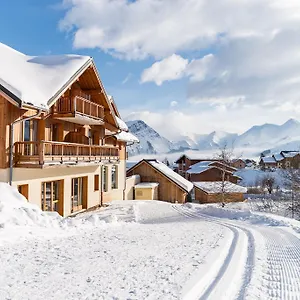 residence-lagrange-vacances-les-balcons-des-aiguilles.hotels-rhonealpes.com/