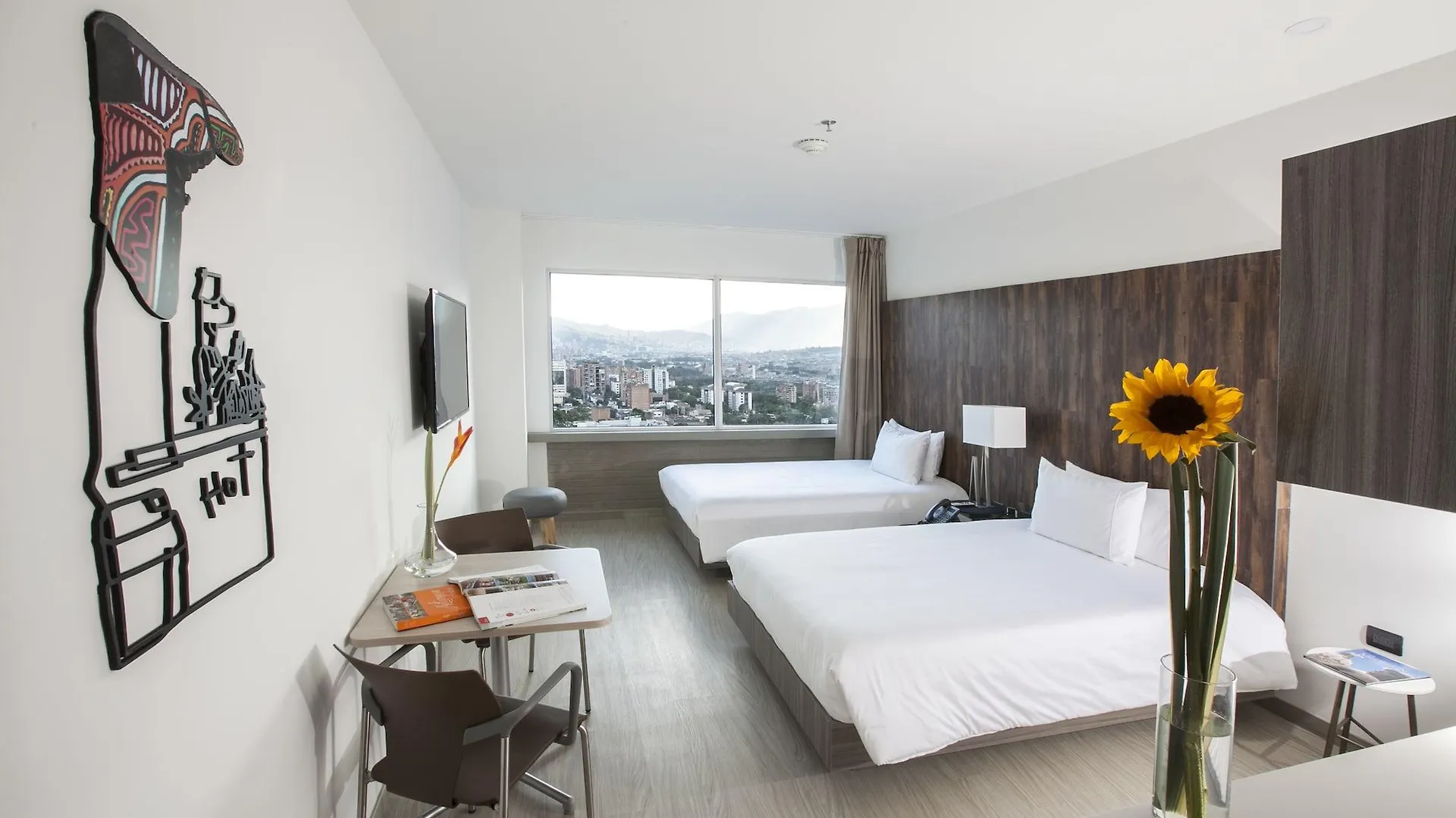 V Grand Hotel, A Member Of Radisson Individuals Medellín Colombie