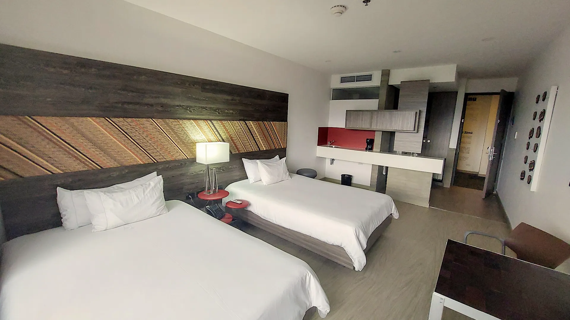 V Grand Hotel, A Member Of Radisson Individuals Medellín Hotel